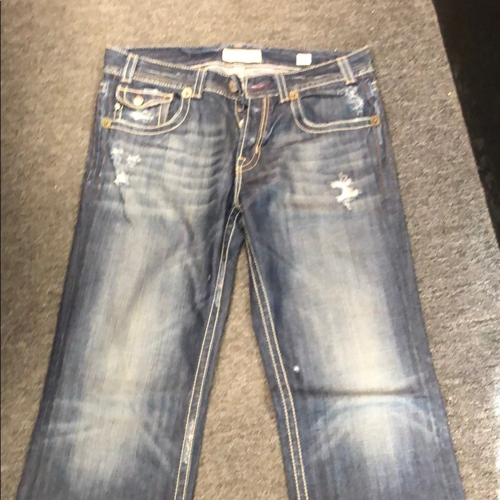 Distressed Jeans